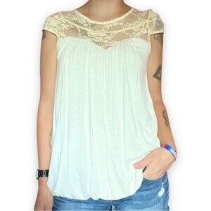 Vintage Moa Moa Medium Lace Top Blouse Ivory Off White Sweetheart Dressy Shirt